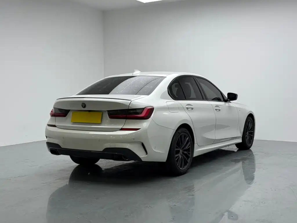 BMW 3 Series — миниатюра 6