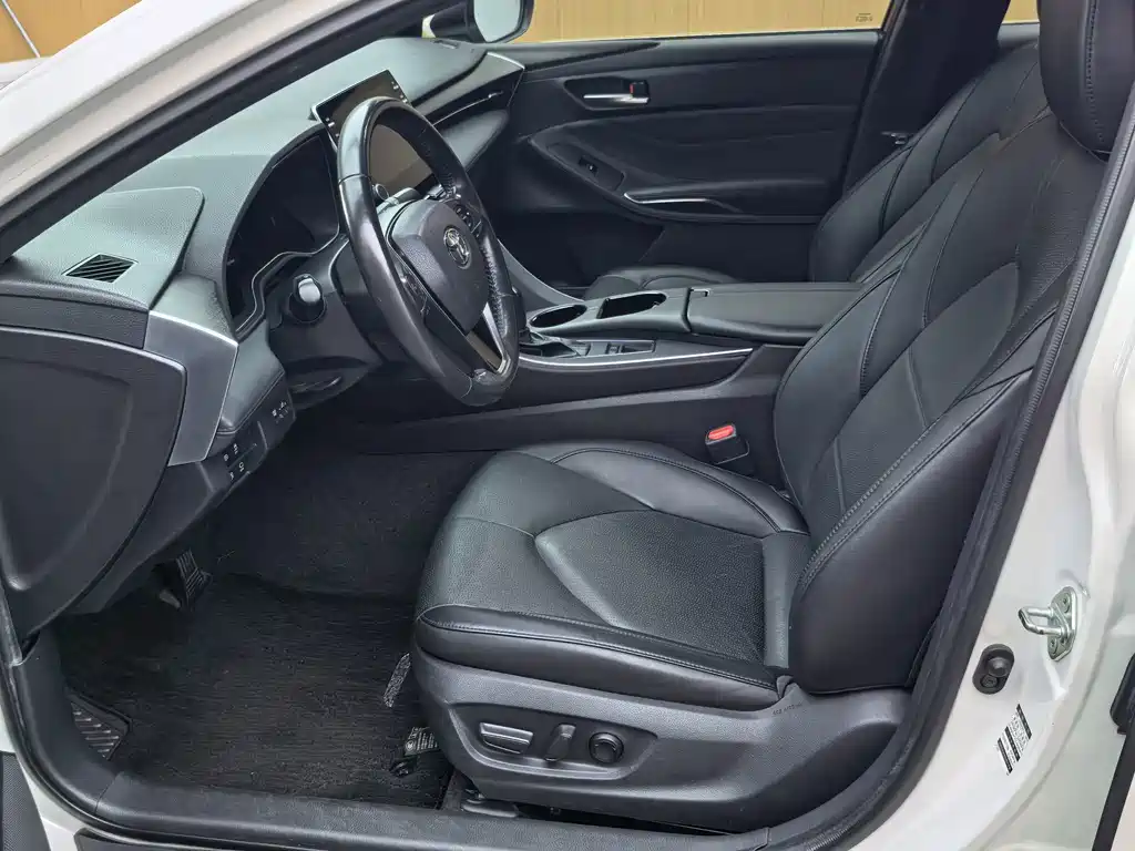 Toyota Avalon — миниатюра 6