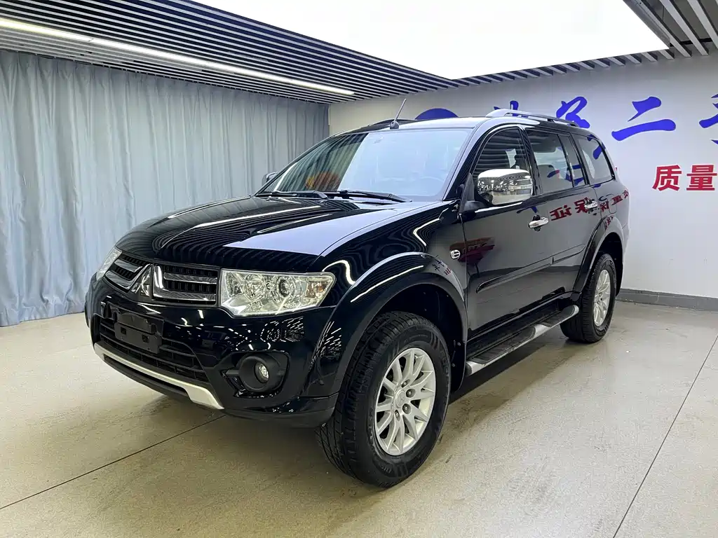 Mitsubishi Pajero Sport