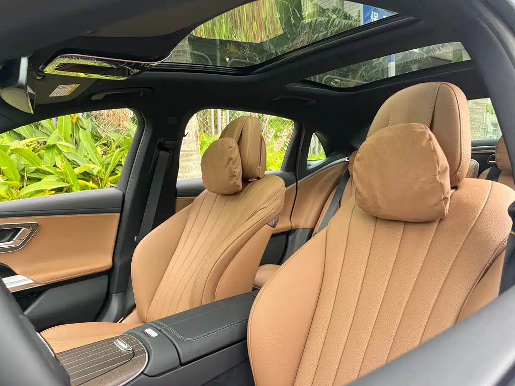 MERCEDES-BENZ E CLASS