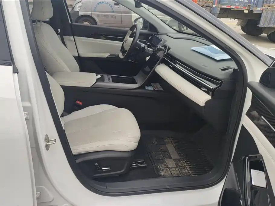 GEELY GALAXY GALAXY L6