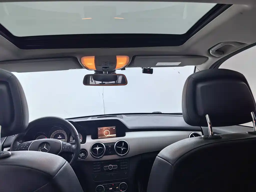 Mercedes-Benz GLK-Class — миниатюра 7
