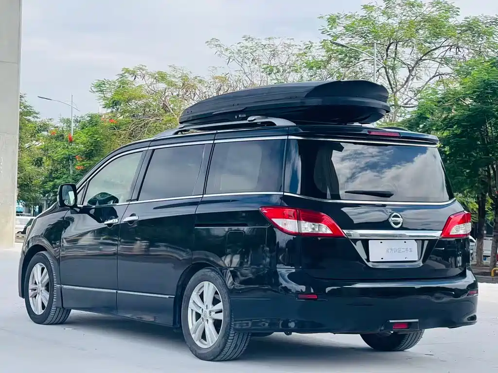 Nissan Quest — миниатюра 5