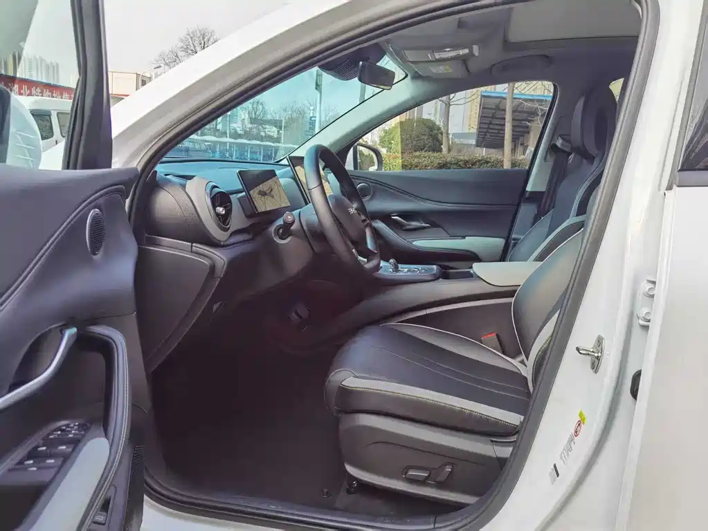 BYD SEA LION 05 DM I