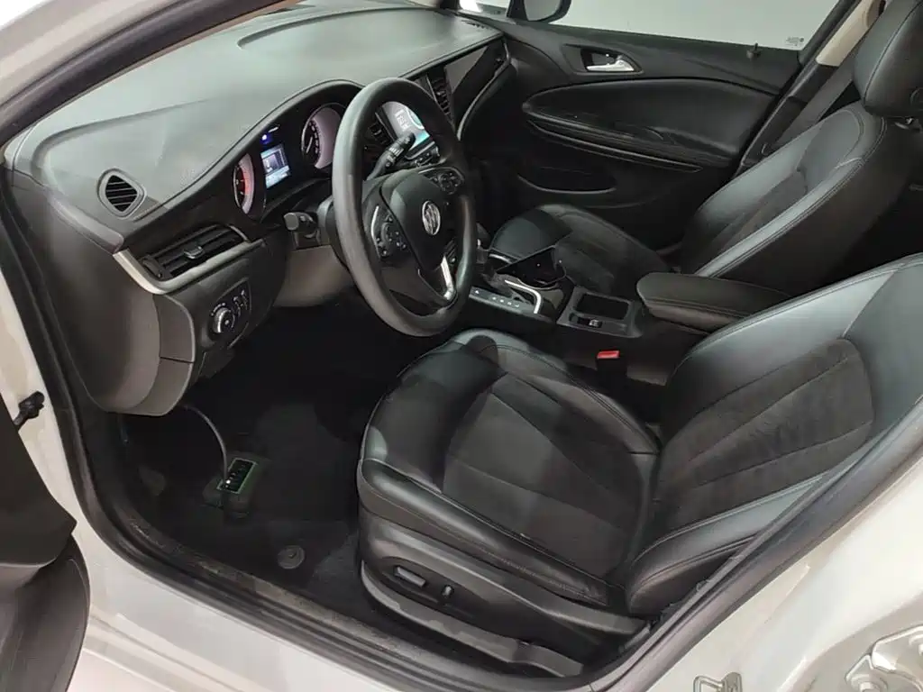 Buick Verano — миниатюра 16