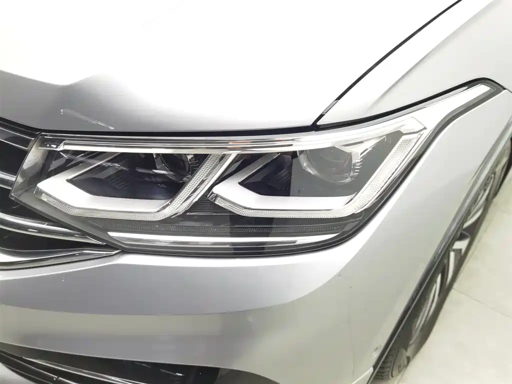 VOLKSWAGEN TIGUAN L NEW ENERGY