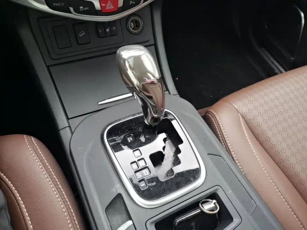 BYD S7 — миниатюра 10