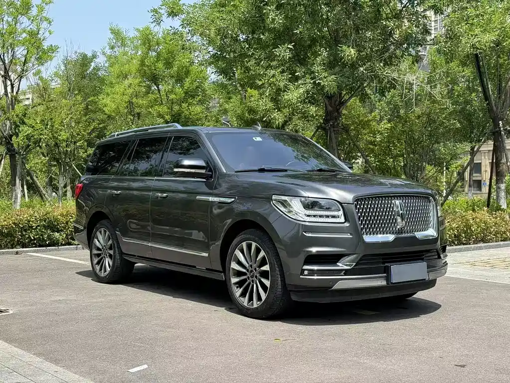 Lincoln Navigator 2018 3.5T V