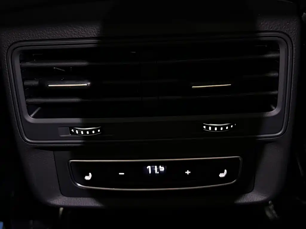 Audi Q7 — миниатюра 20