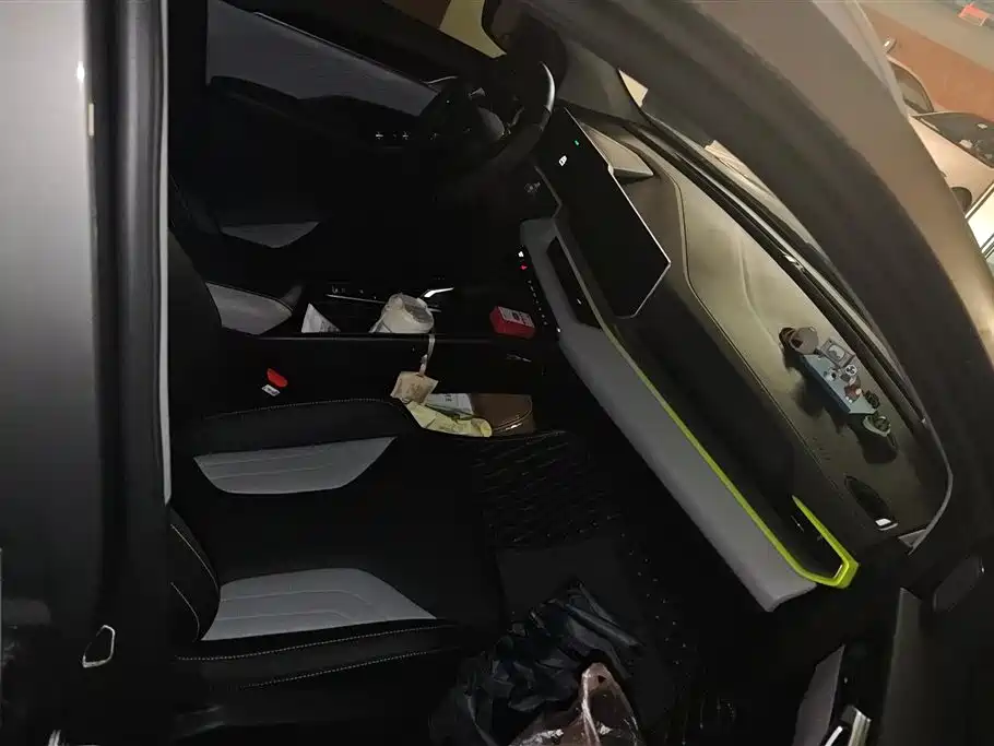 GEELY AUTOMOBILE BINYUE