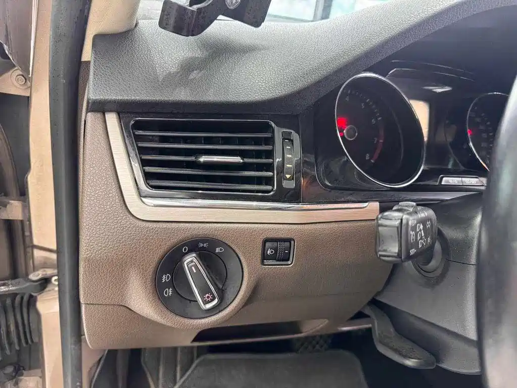 Volkswagen Bora — миниатюра 18