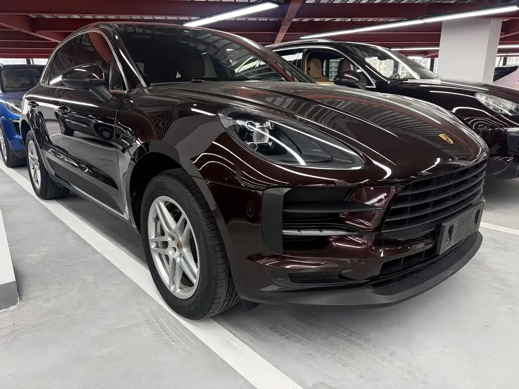 Porsche Macan — миниатюра 3