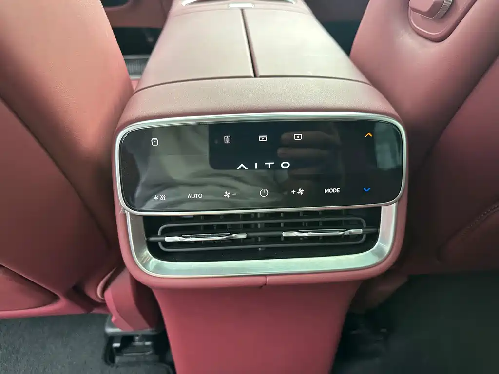 AITO AITO M8 — миниатюра 14