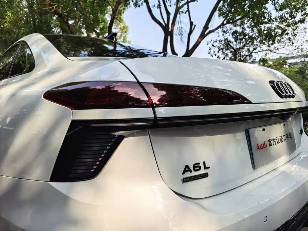Audi A6L — миниатюра 10