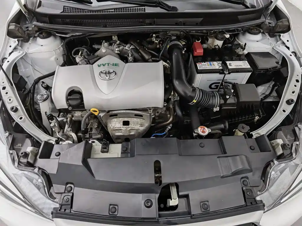 Toyota Yaris L — миниатюра 6