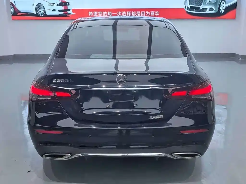 Mercedes-Benz E-Class — миниатюра 3