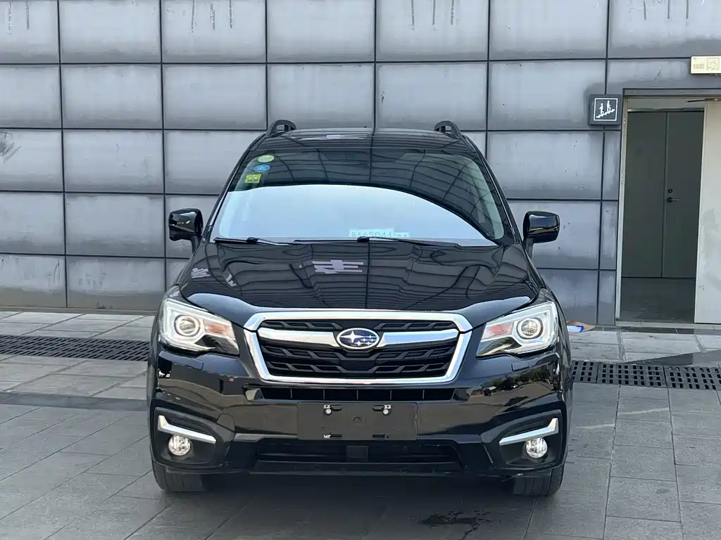 Заказать Subaru Forester 2018 года за 2 175 704 ₽  из Китая