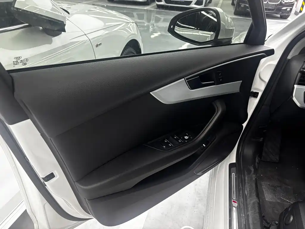 Audi A4L — миниатюра 9