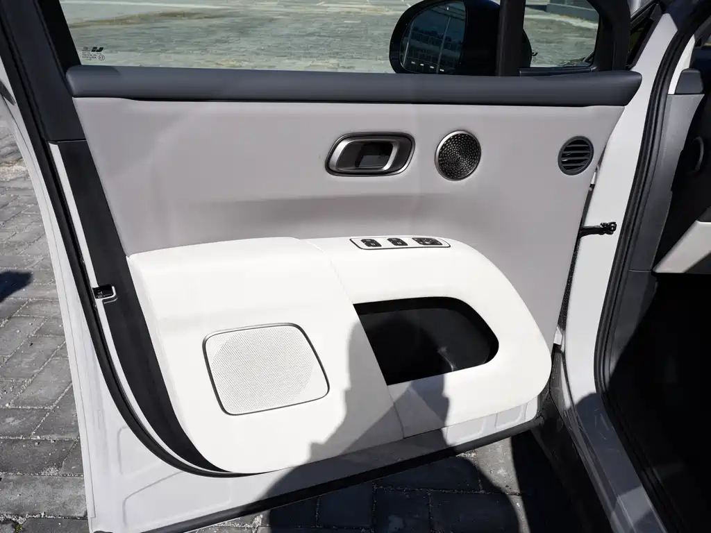 Li Auto Li i8 — миниатюра 12