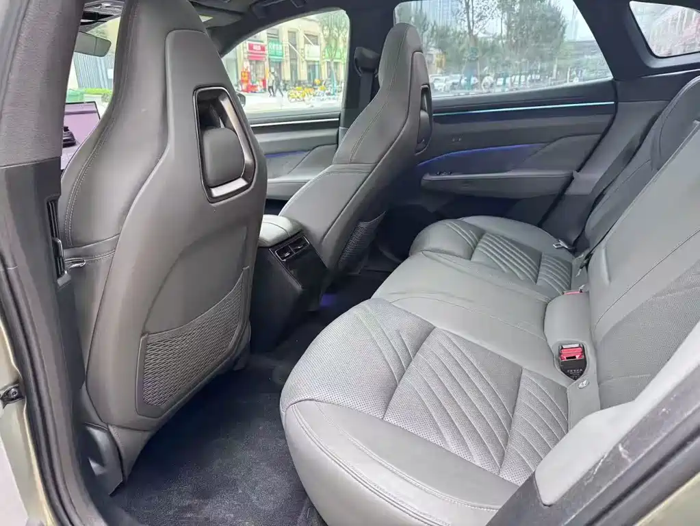 ZEEKR EXTREME KRYPTON 001