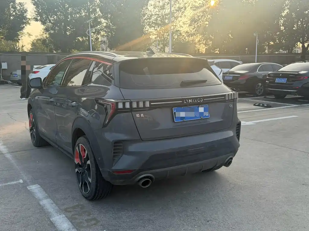 Lynk & Co 06 — миниатюра 10
