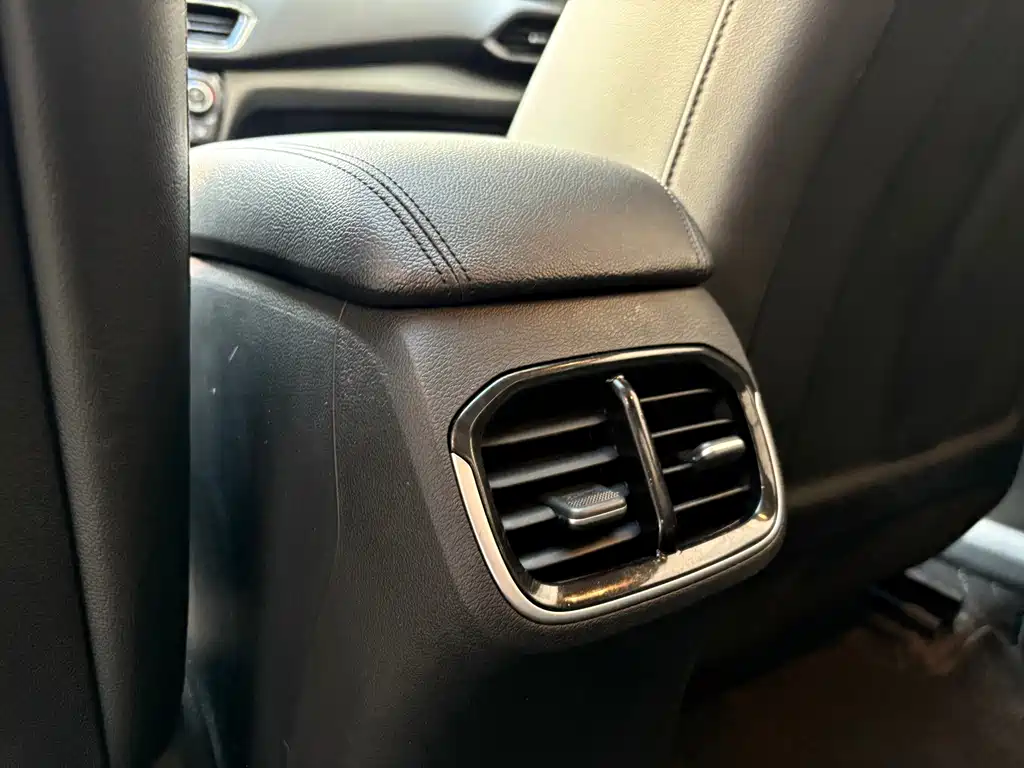 Hyundai Fista — миниатюра 13