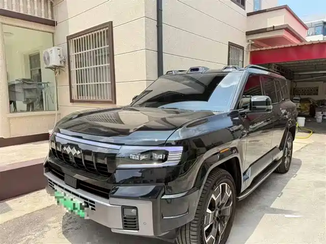 FANG CHENG BAO LEOPARD 8 2025