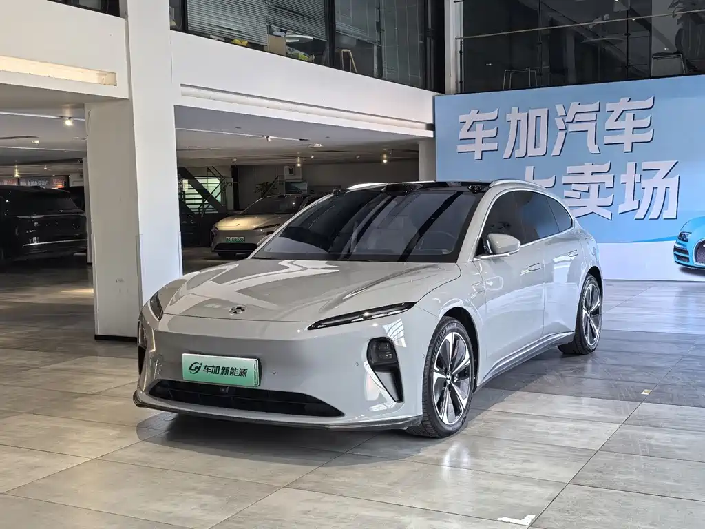 NIO ET5T