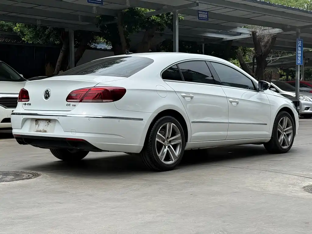 Volkswagen FAW - Passat CC CC 2013 1.8TSI Luxury