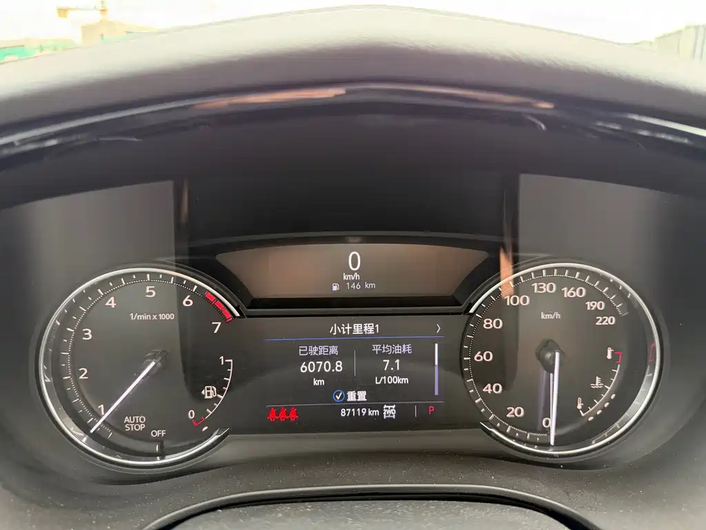 Cadillac XT6 2022 2.0T мест Luxury