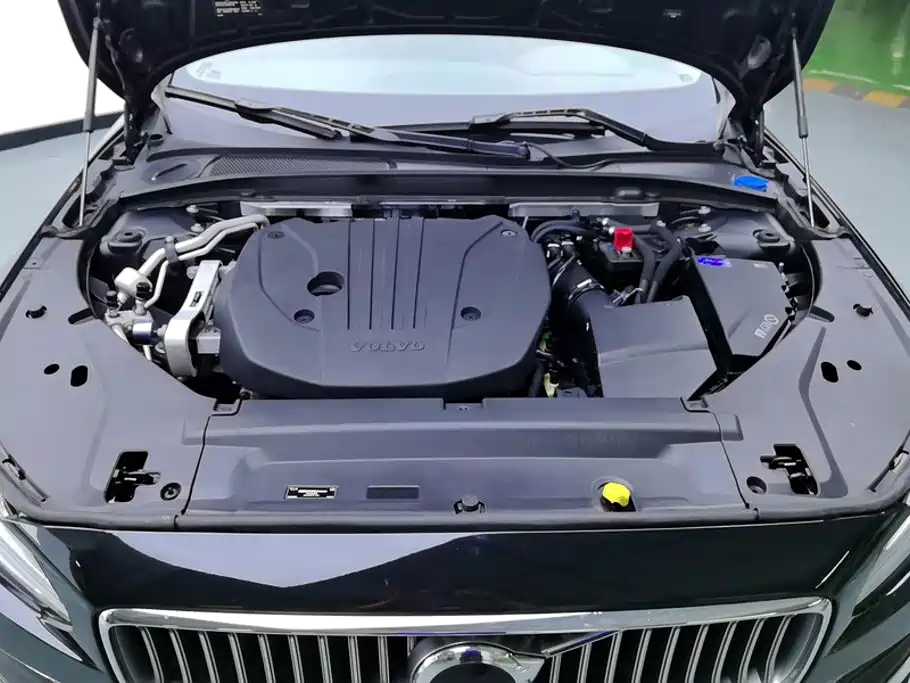 Volvo S90 — миниатюра 10