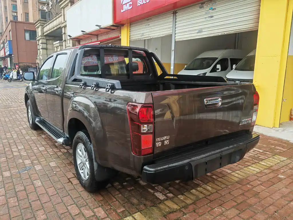 Isuzu Lingtuo — миниатюра 7