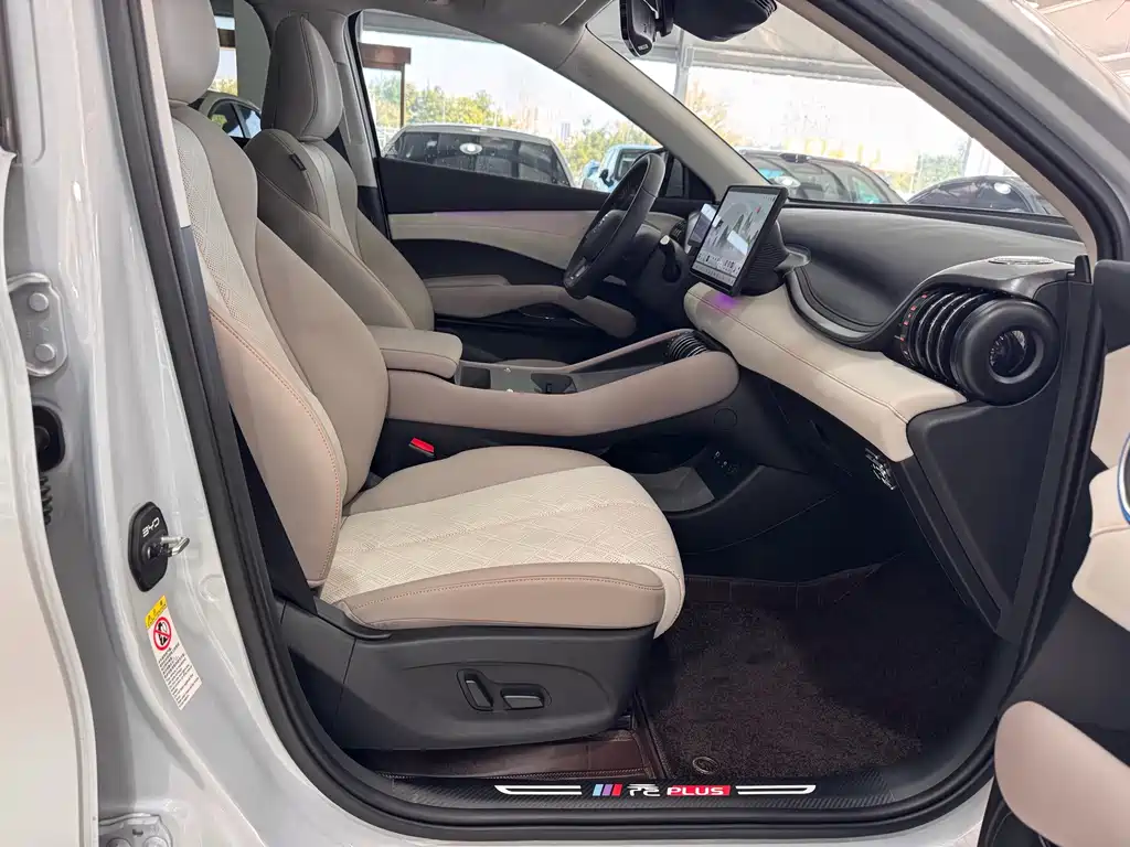 BYD Yuan Plus — миниатюра 20