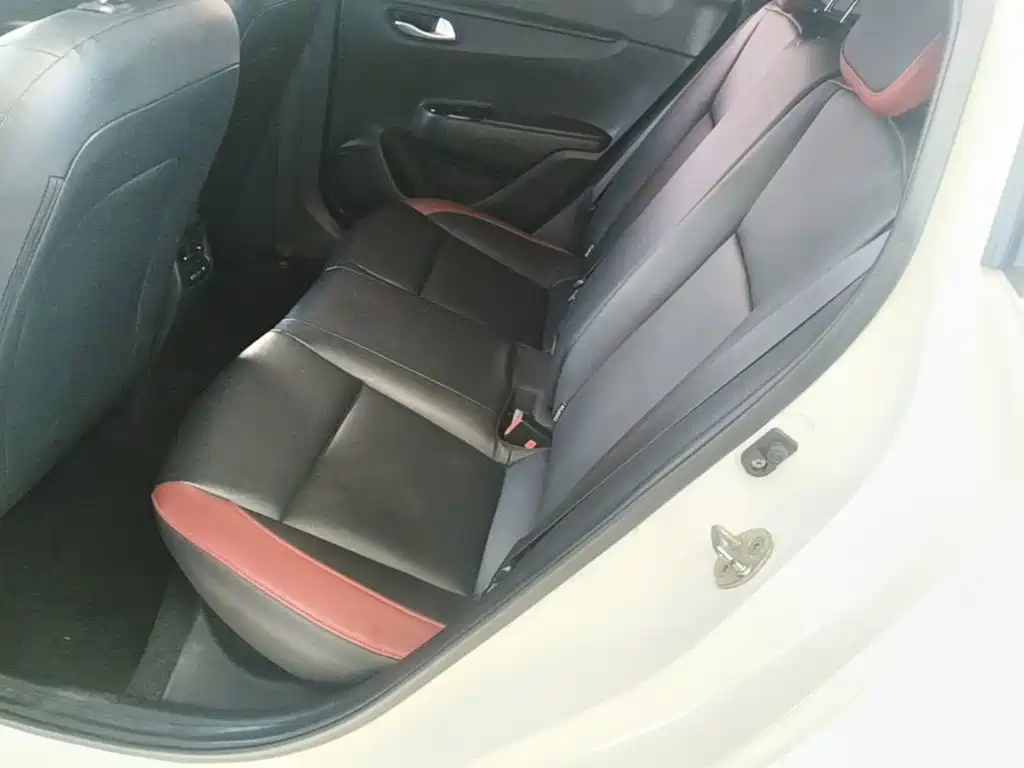 Kia KX Cross — миниатюра 17