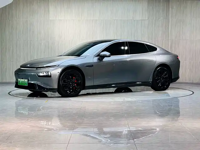 2022 Xpeng P7