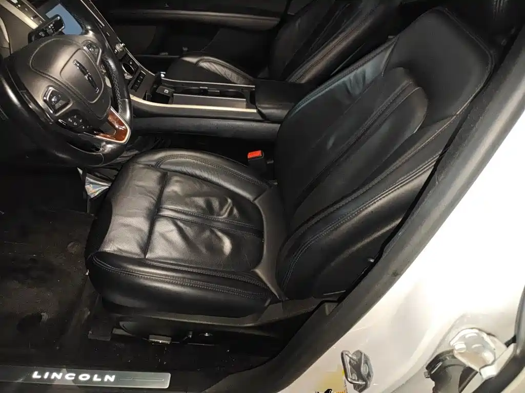 Lincoln MKZ — миниатюра 16