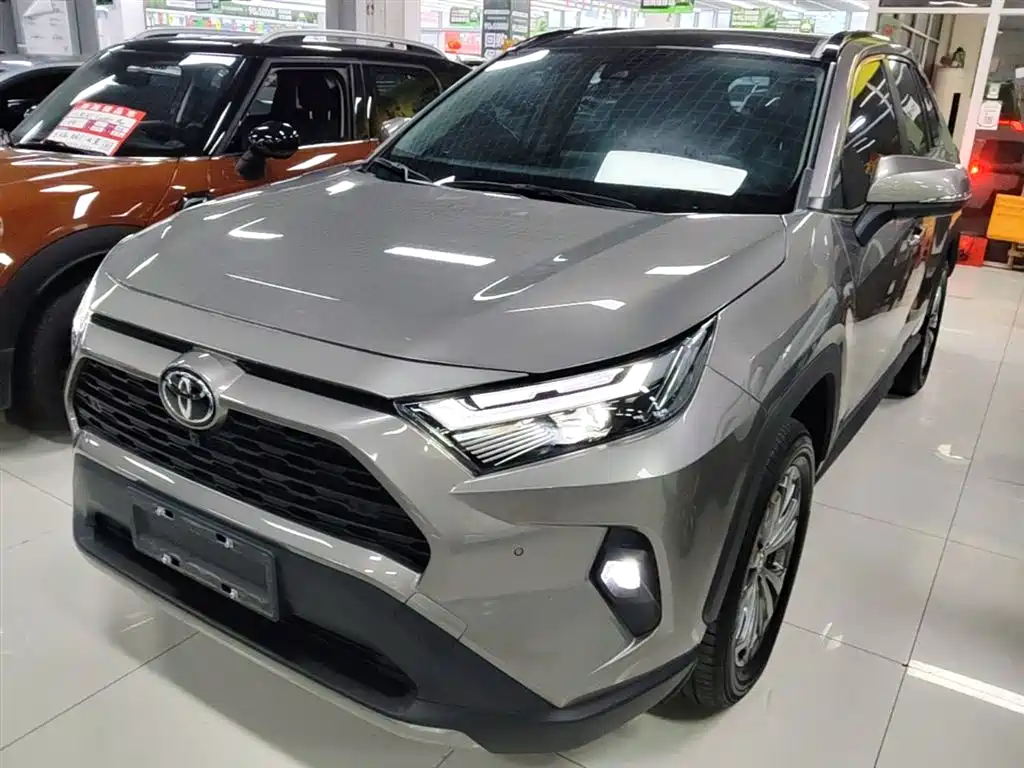 Toyota RAV4 2024