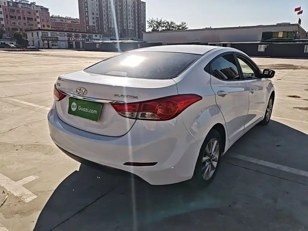 Hyundai Elantra Langdong — миниатюра 7