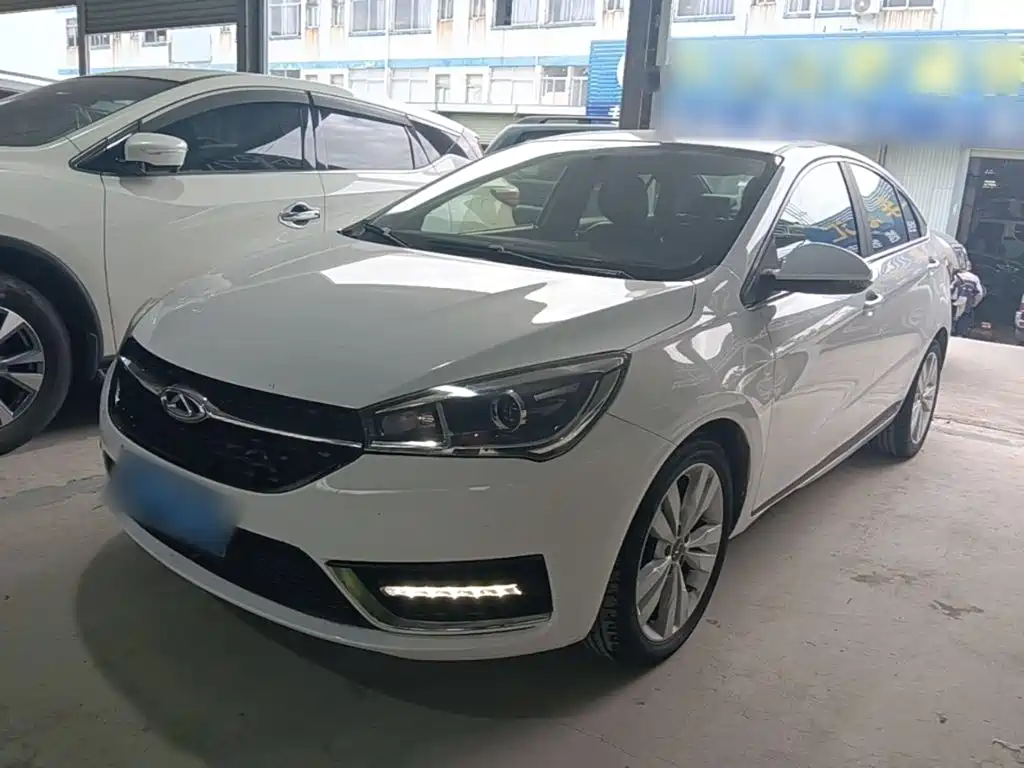 Chery Arrizo 5