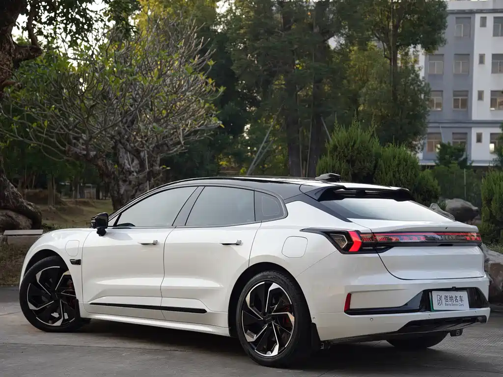 ZEEKR EXTREME KRYPTON 001