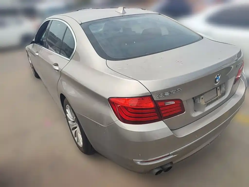 BMW 5 Series — миниатюра 25