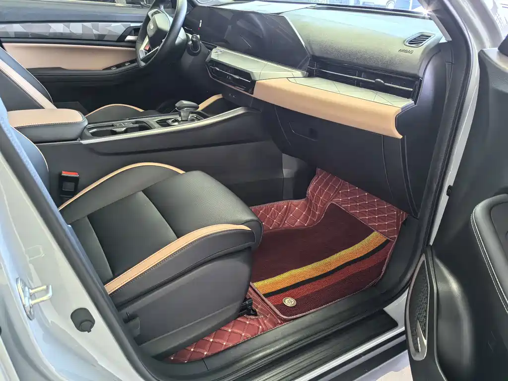 Geely Haoyue PRO — миниатюра 10