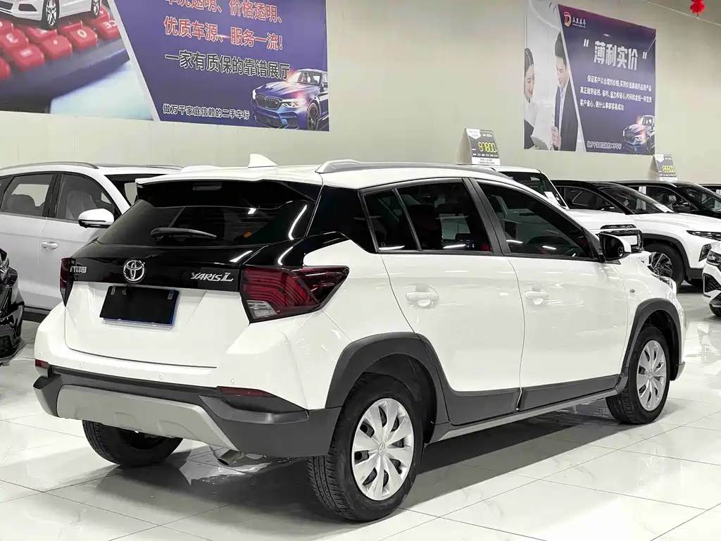 TOYOTA YARIS L ZHIXUAN