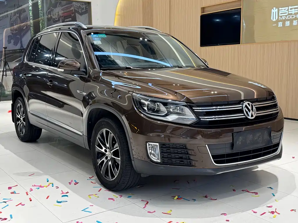 Volkswagen Tiguan 2016 300TSI AT Luxury