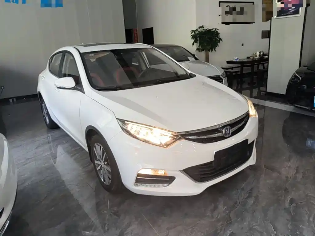 Changan Eado XT — миниатюра 4