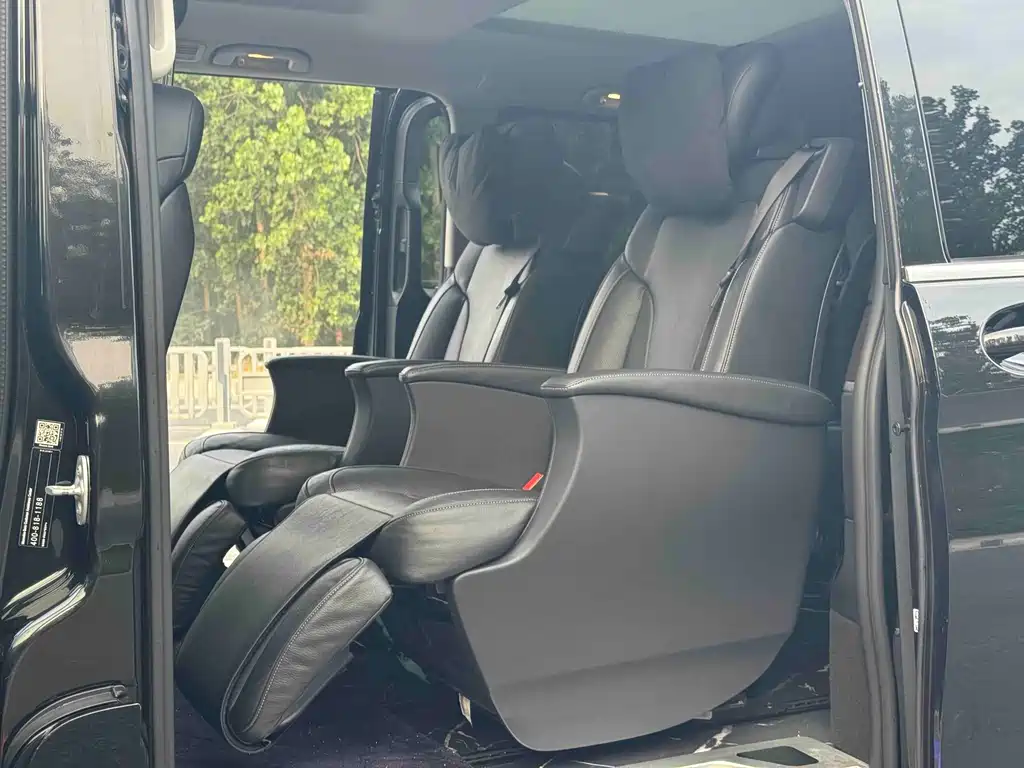 Mercedes-Benz V-Class V 2017 V 260 L Luxury Long Wheelbase