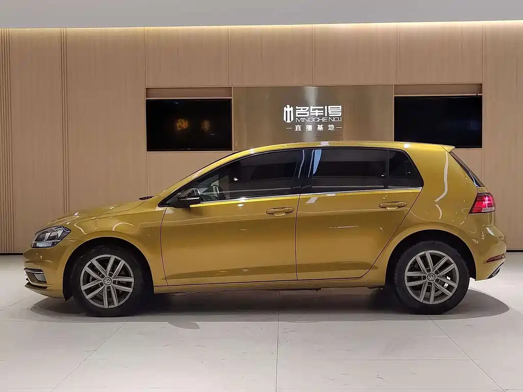Volkswagen Golf — миниатюра 4