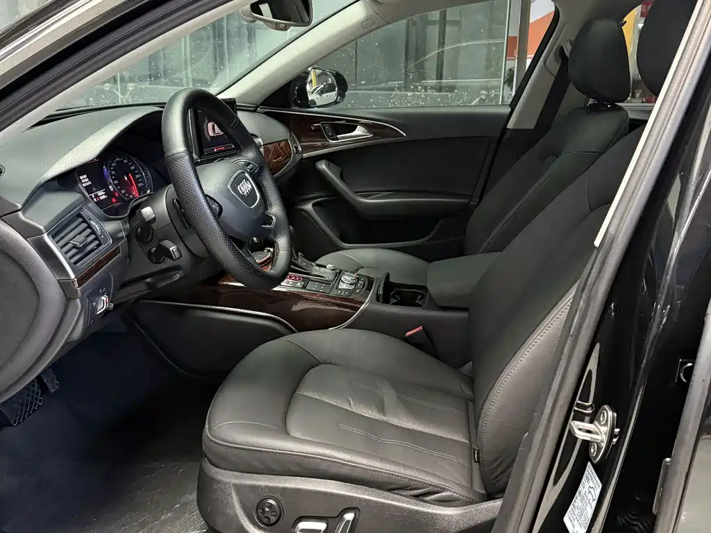 Audi A6L — миниатюра 12