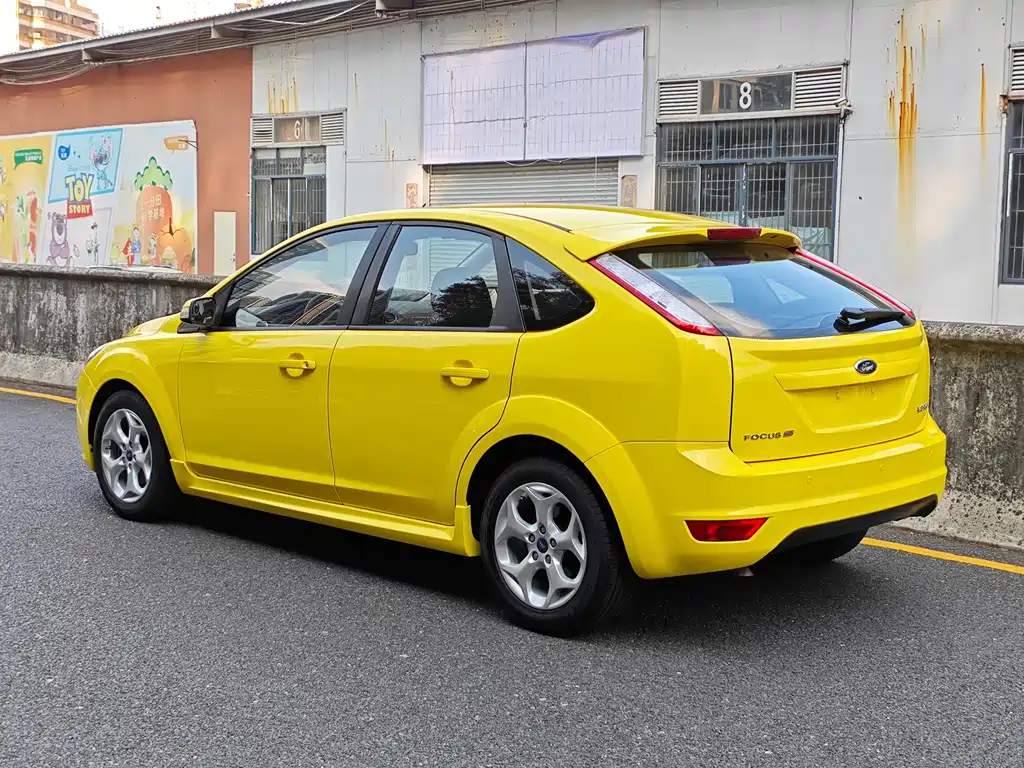 Ford Focus — миниатюра 7