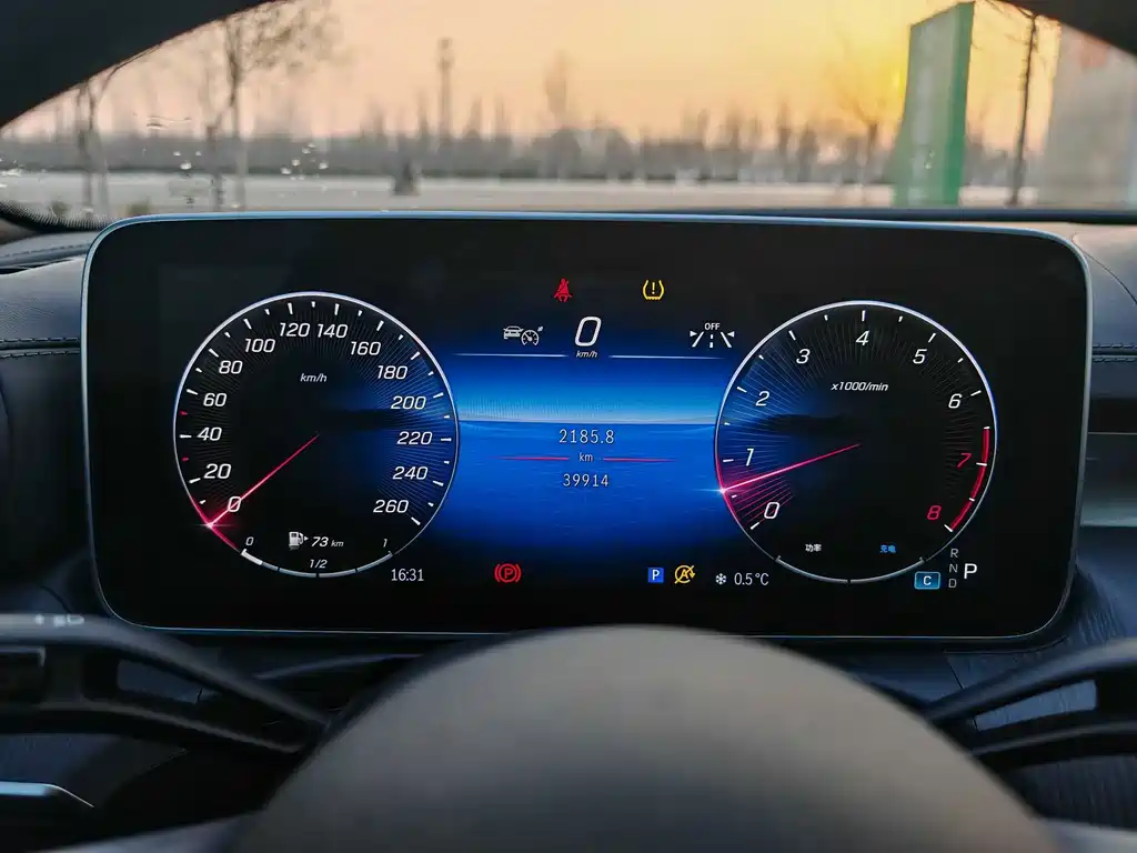 MERCEDES-BENZ C CLASS